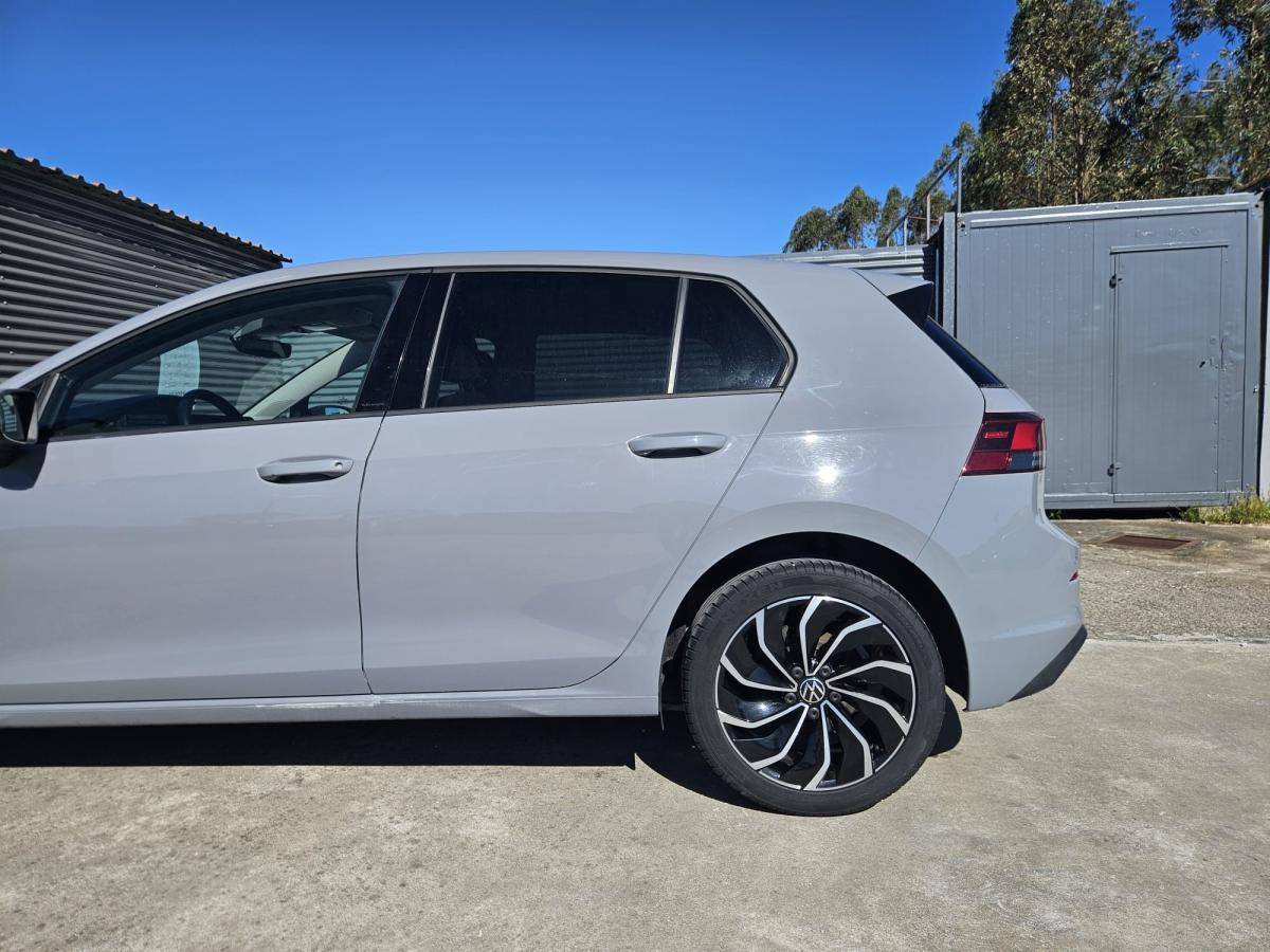 volkswagen-golf-2023-gasolina-999cc