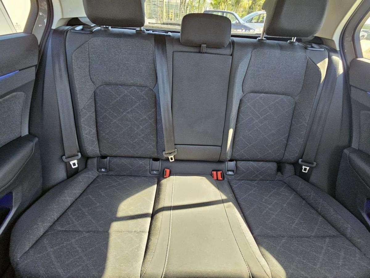 volkswagen-golf-2023-gasolina-999cc