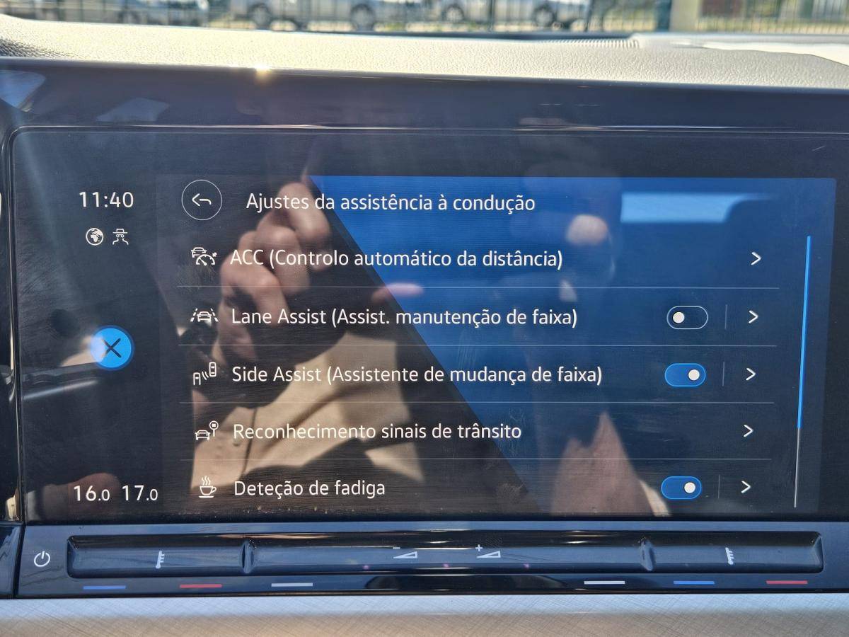 volkswagen-golf-2023-gasolina-999cc