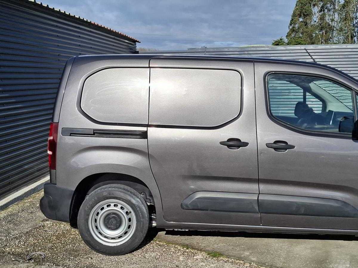 citroen-berlingo-2021-diesel-1499cc