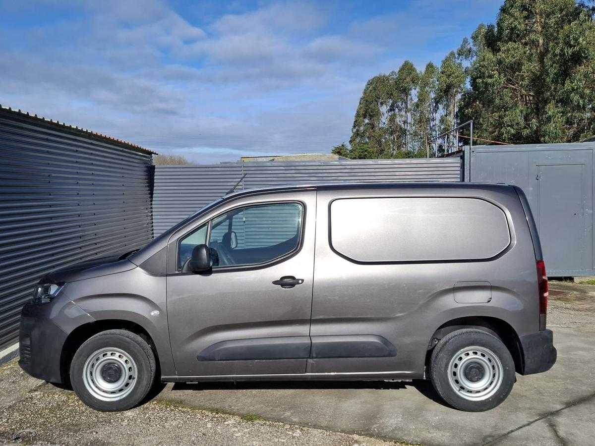 citroen-berlingo-2021-diesel-1499cc