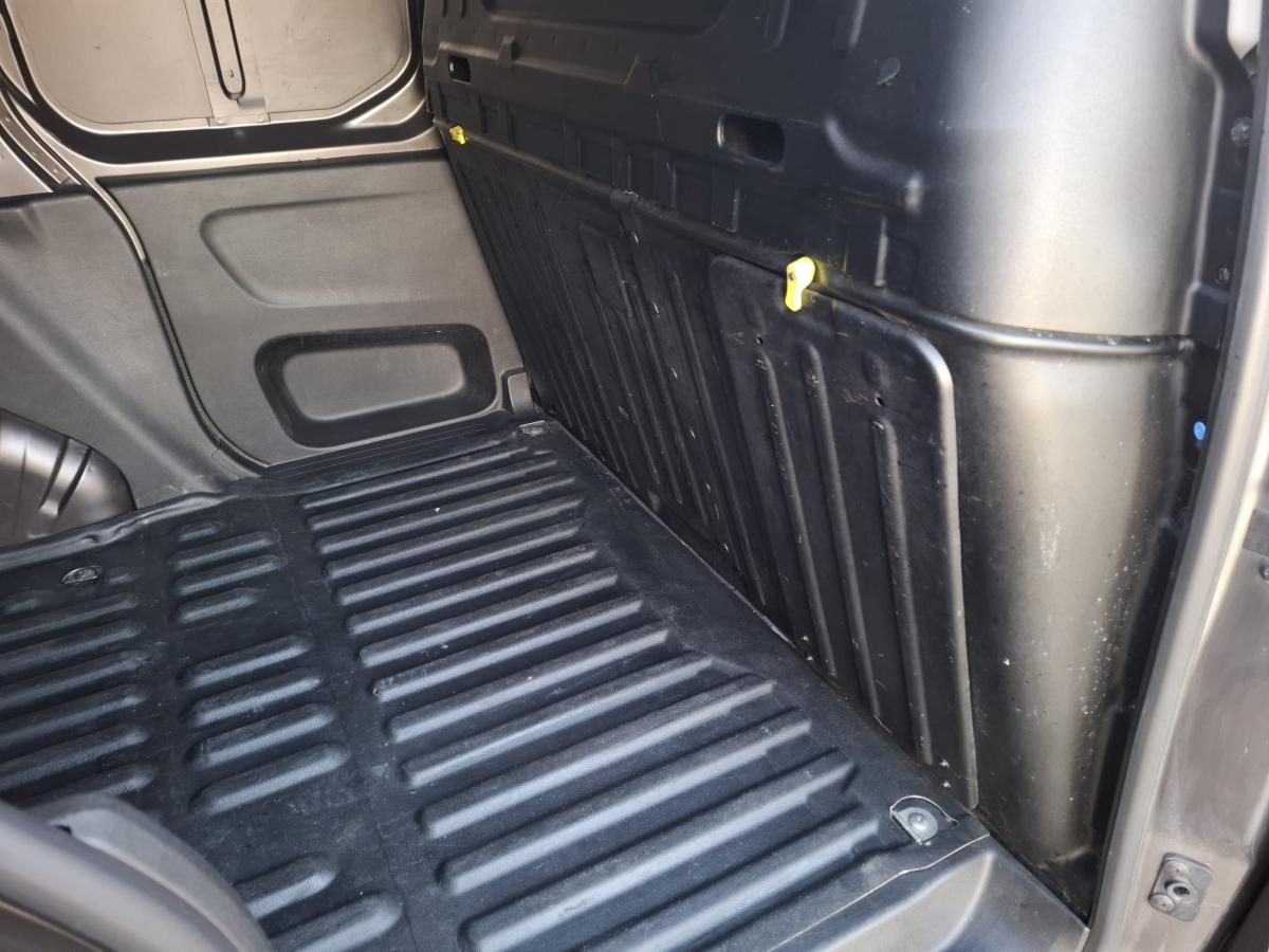 citroen-berlingo-2021-diesel-1499cc