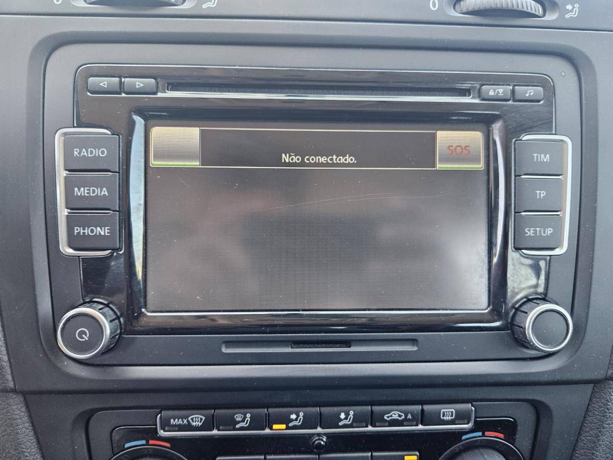 volkswagen-golf-variant-2011-diesel-1598cc
