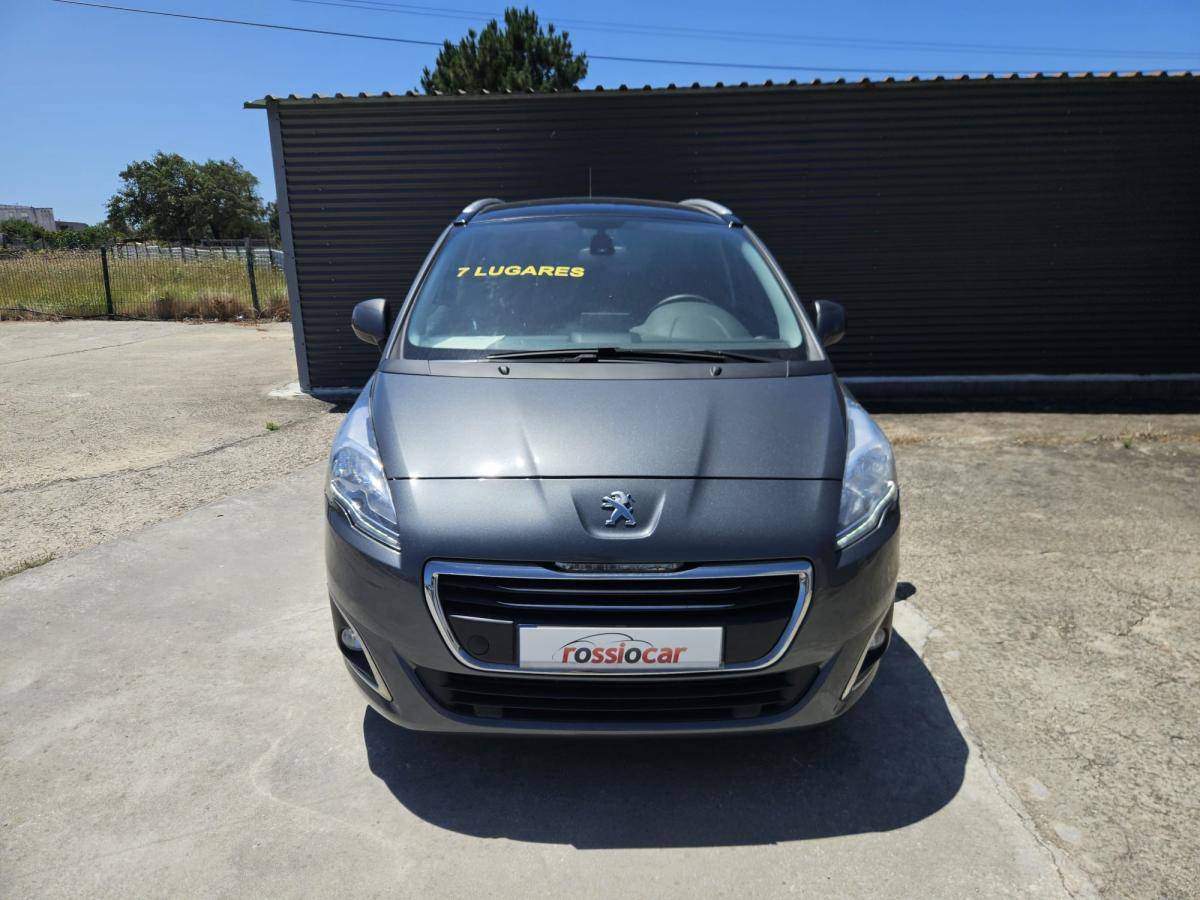 peugeot-5008-2016-diesel-1560cc