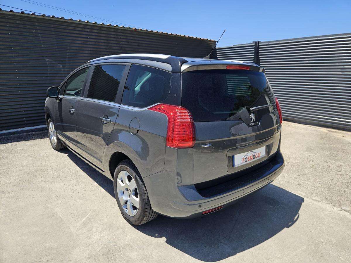 peugeot-5008-2016-diesel-1560cc