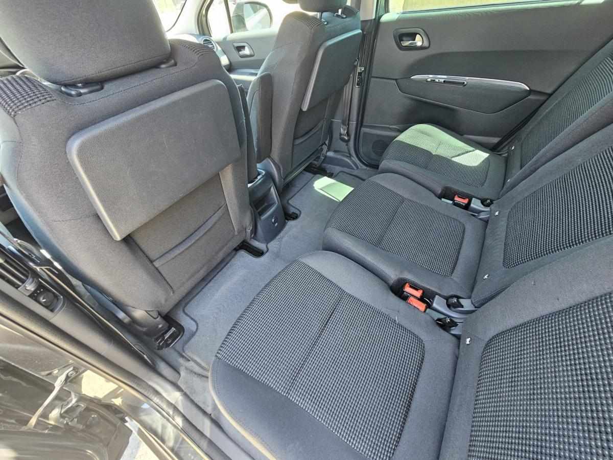 peugeot-5008-2016-diesel-1560cc