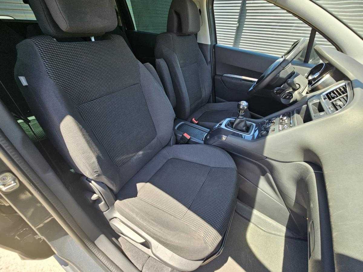 peugeot-5008-2016-diesel-1560cc