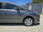 peugeot-5008-2016-diesel-1560cc