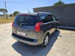 peugeot-5008-2016-diesel-1560cc