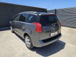 peugeot-5008-2016-diesel-1560cc