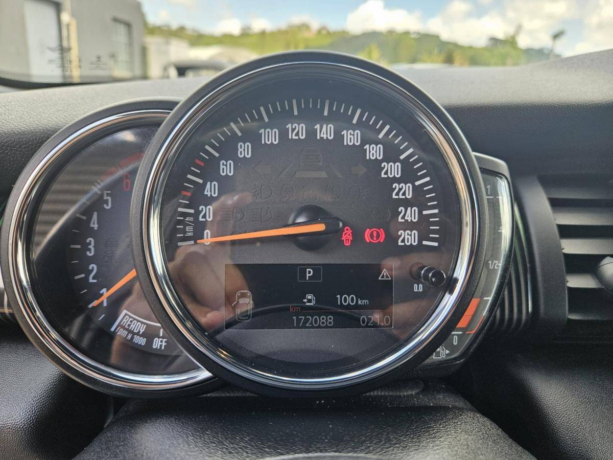mini-cooper-2019-diesel-1496cc