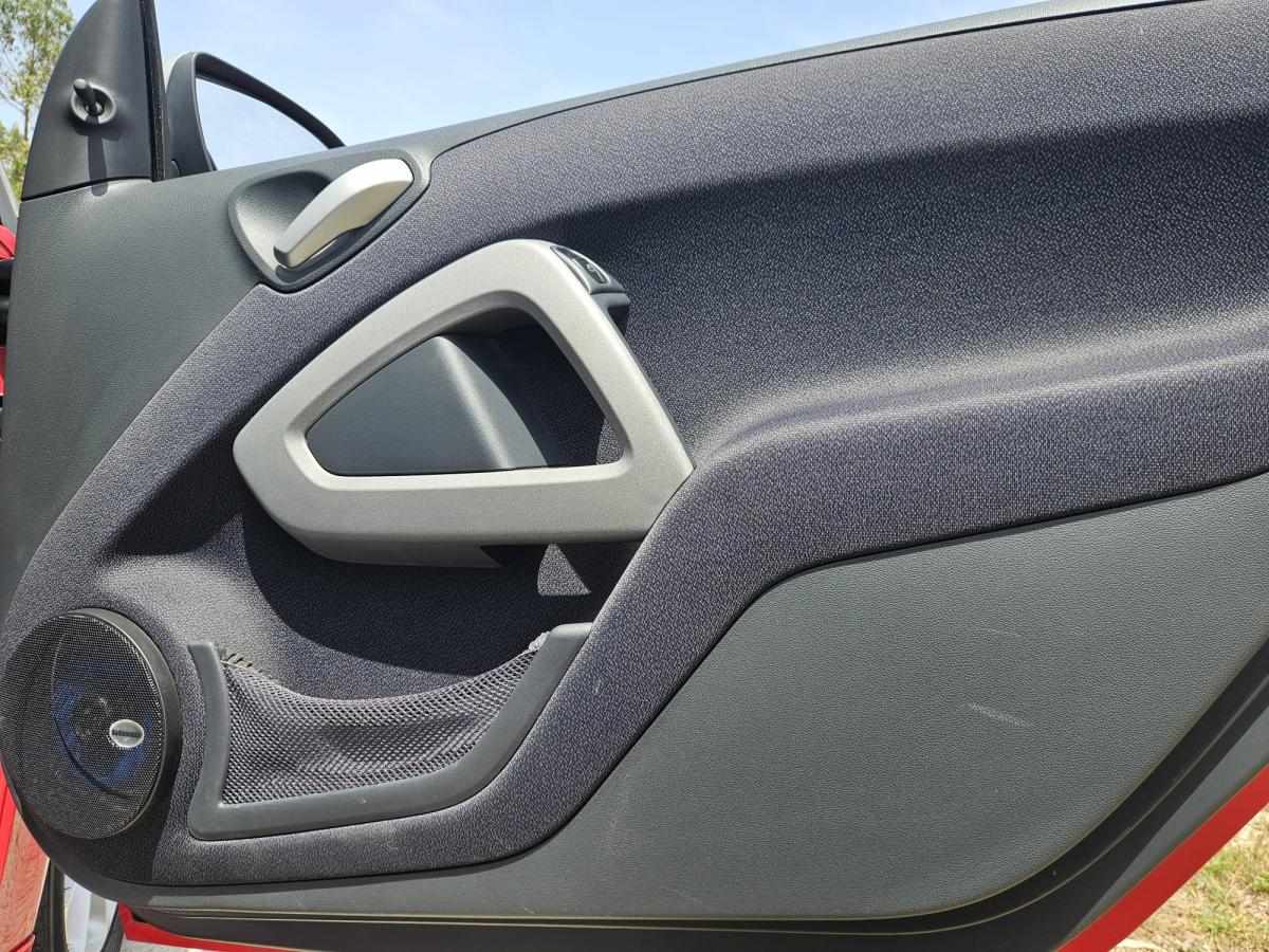 smart-fortwocoupe-2014-diesel-799cc