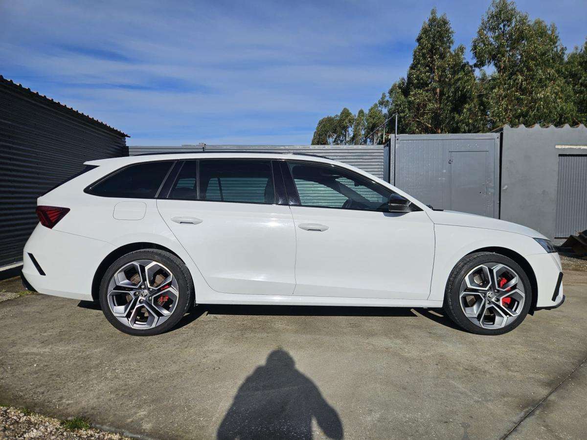 skoda-octavia-break-2021-hibrido-a-gasolina-1395cc