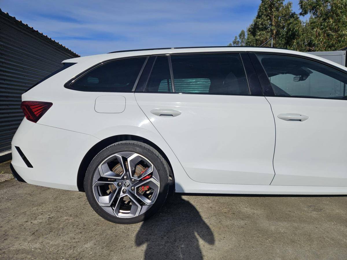 skoda-octavia-break-2021-hibrido-a-gasolina-1395cc