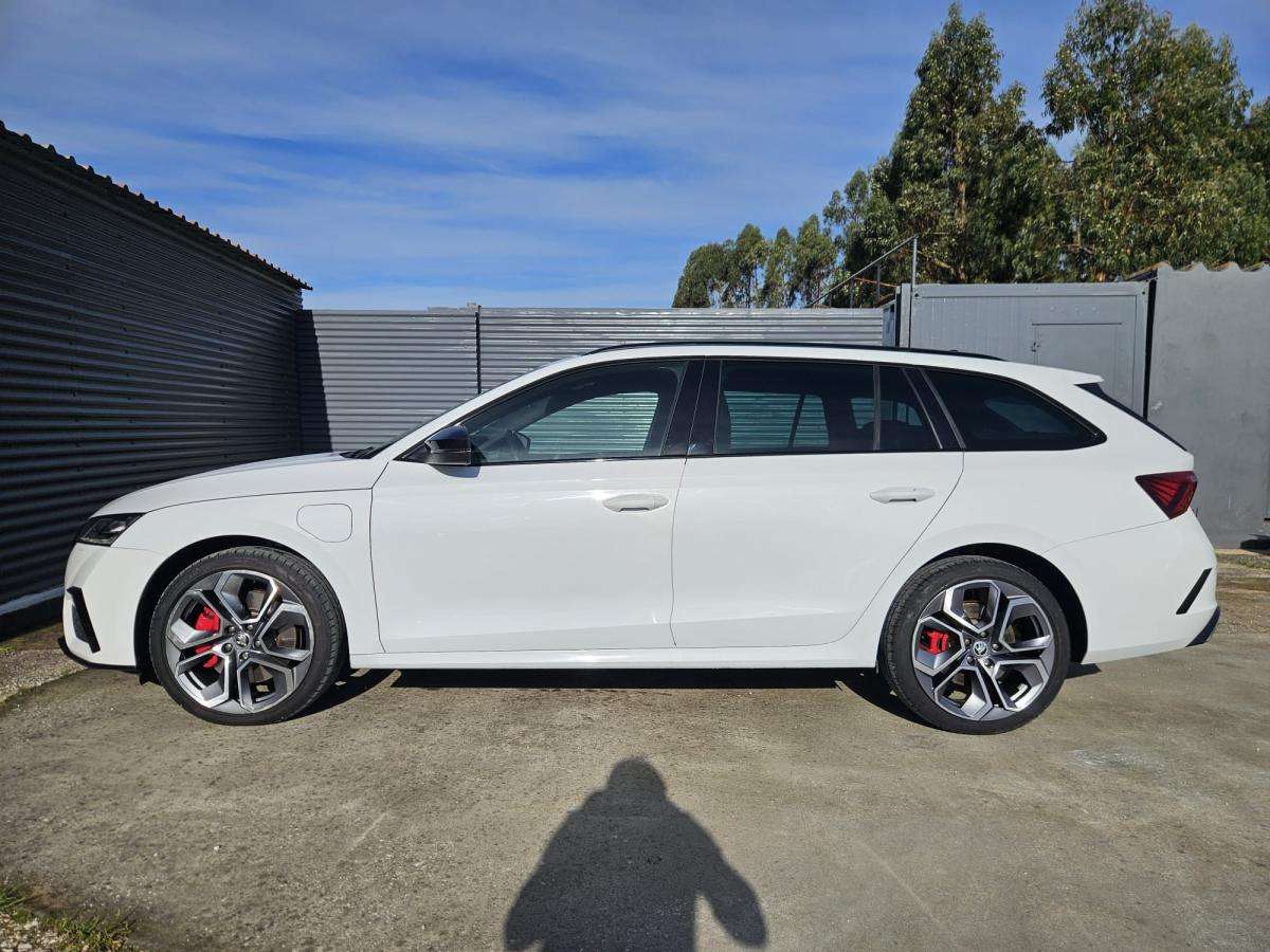 skoda-octavia-break-2021-hibrido-a-gasolina-1395cc