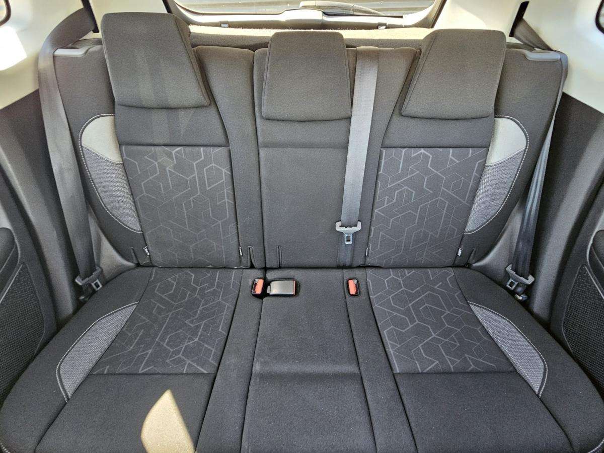 peugeot-2008-2017-diesel-1560cc