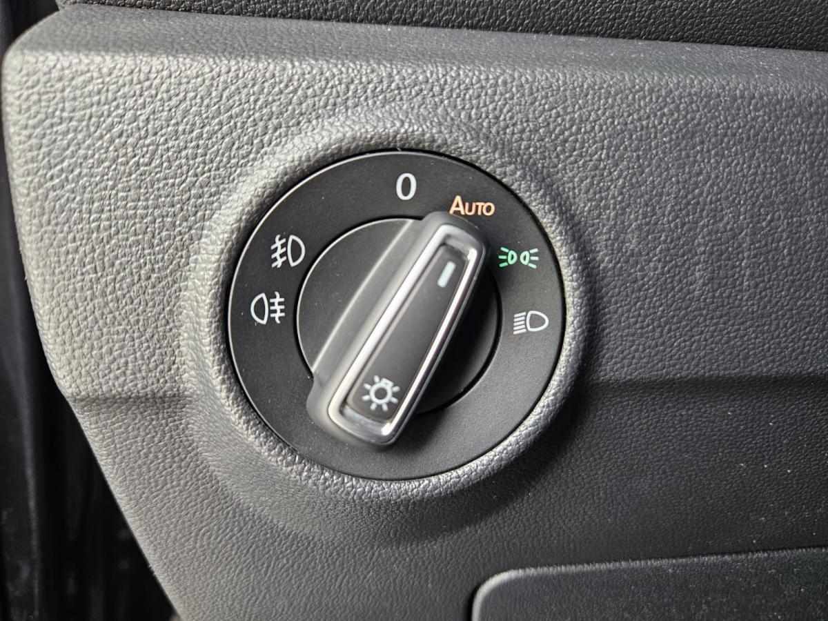 volkswagen-t-roc-2021-gasolina-999cc