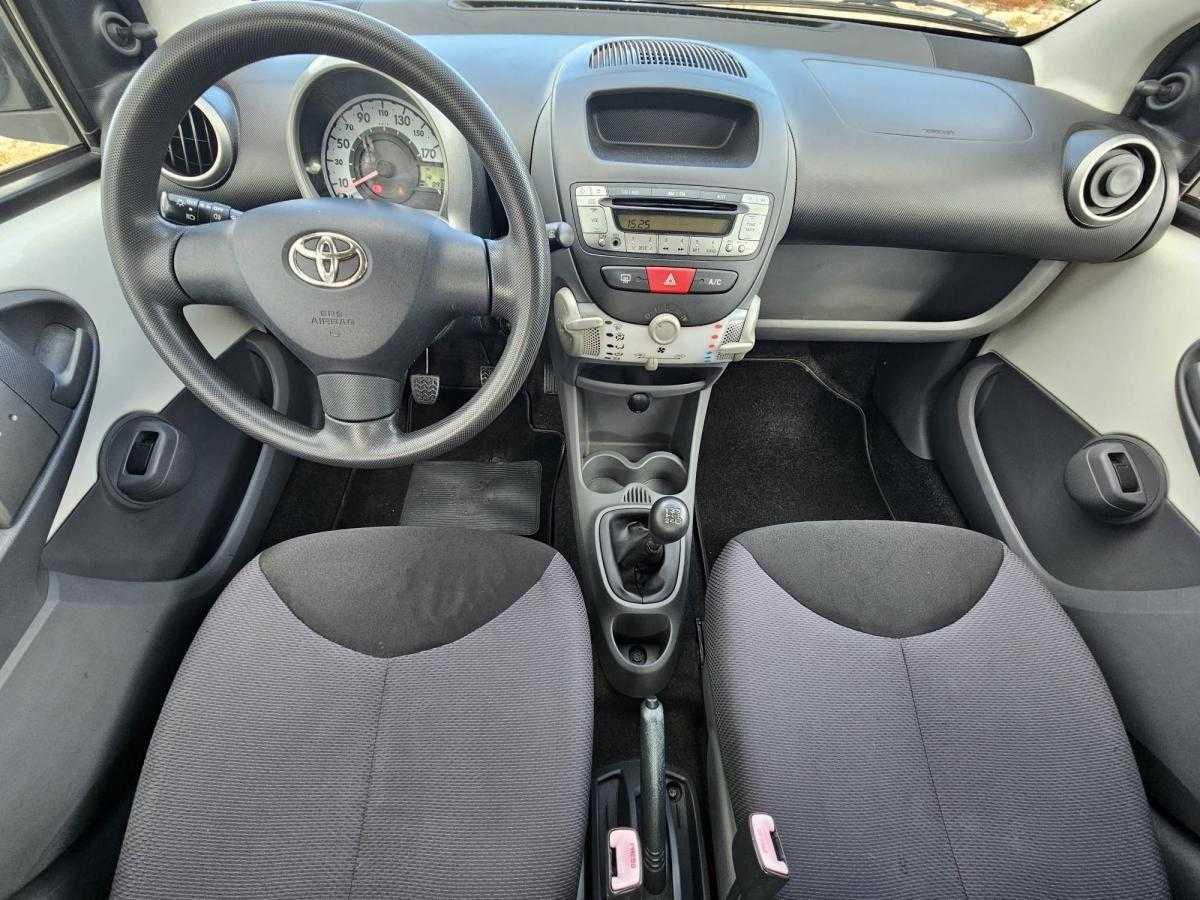toyota-aygo-2011-gasolina-998cc