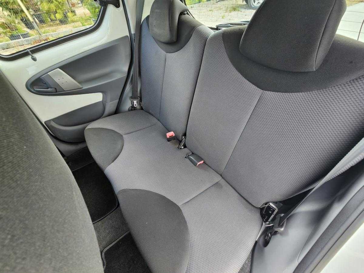 toyota-aygo-2011-gasolina-998cc