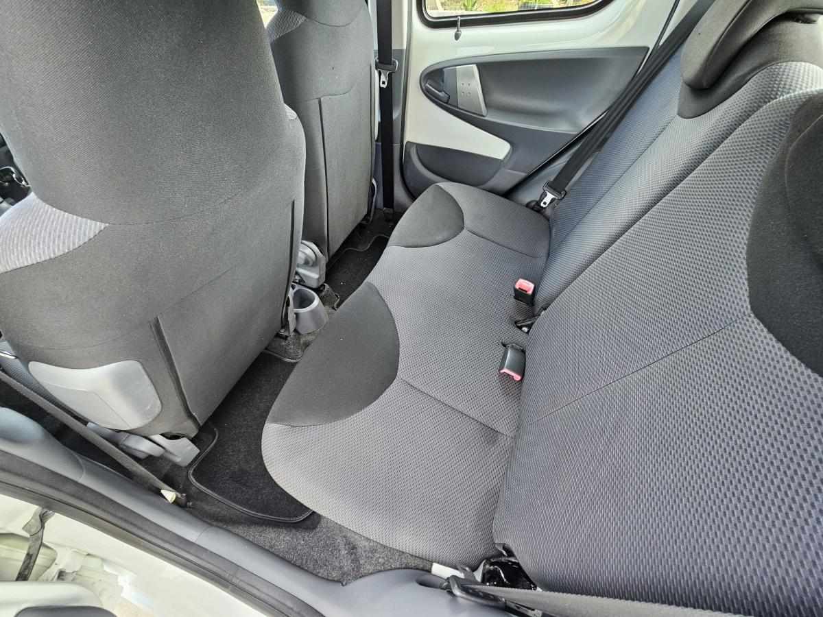 toyota-aygo-2011-gasolina-998cc