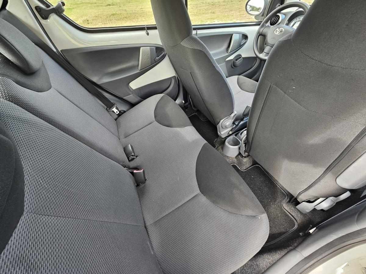 toyota-aygo-2011-gasolina-998cc