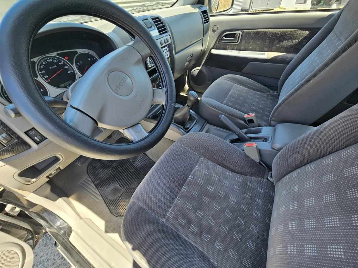 isuzu-rodeo-2005-diesel-2999cc