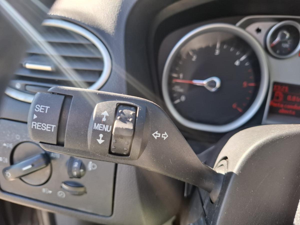 ford-focus-2010-diesel-1560cc