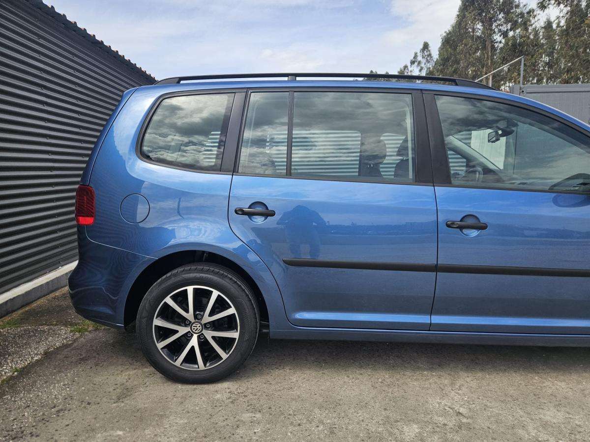 volkswagen-touran-2015-diesel-1598cc