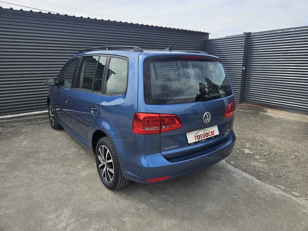 volkswagen-touran-2015-diesel-1598cc