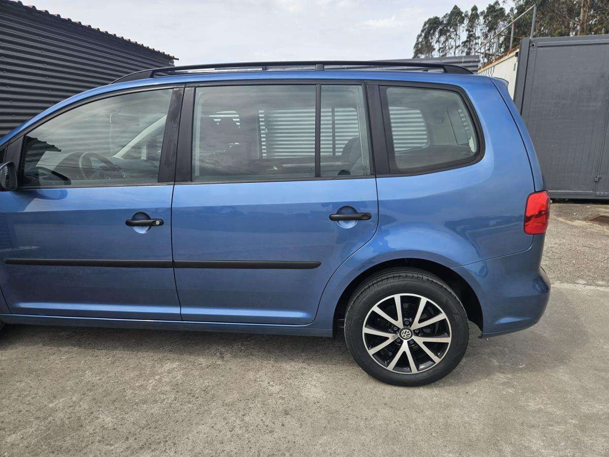 volkswagen-touran-2015-diesel-1598cc