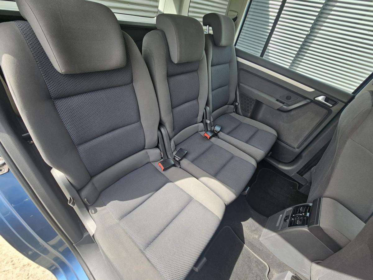 volkswagen-touran-2015-diesel-1598cc
