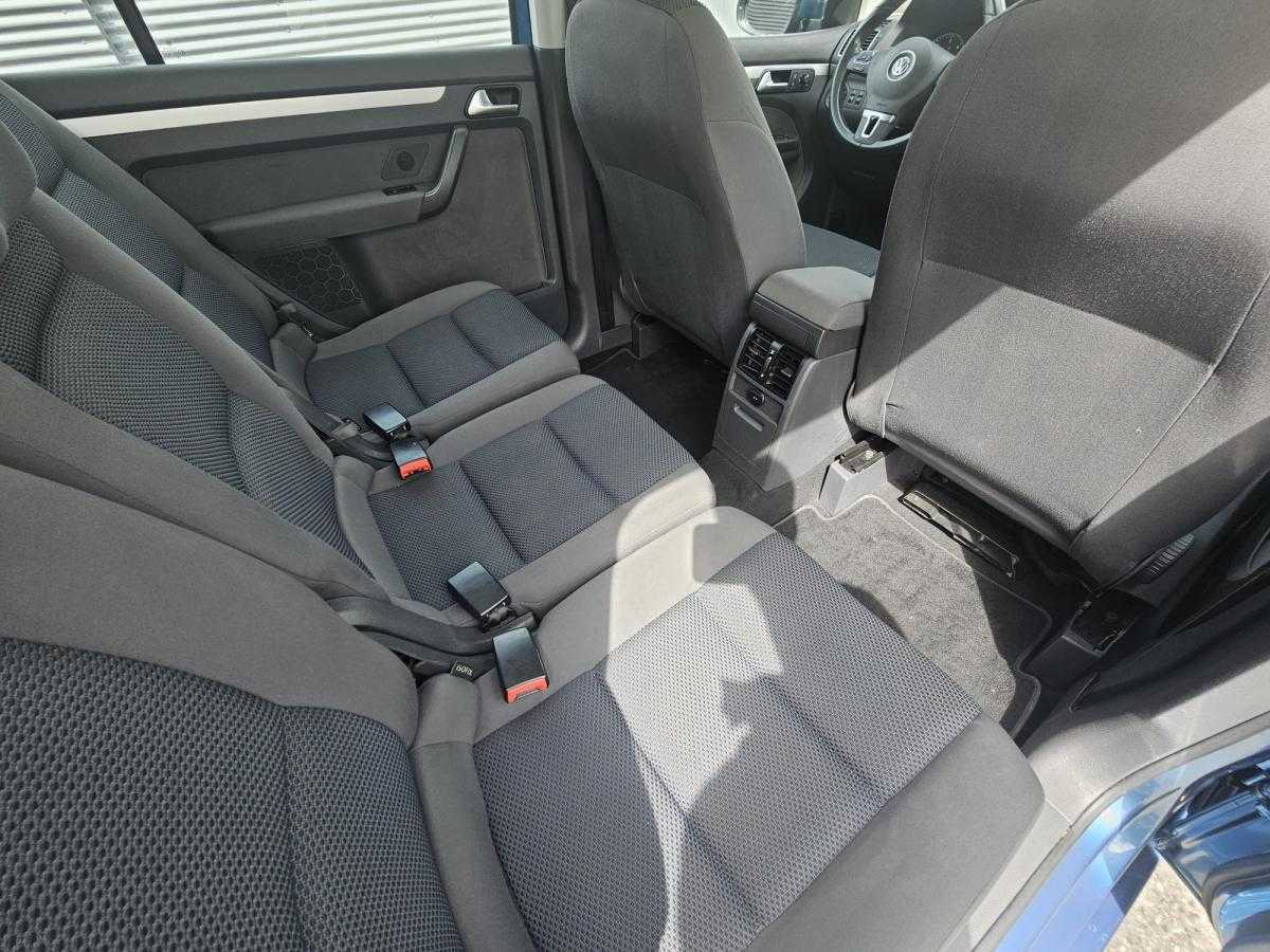 volkswagen-touran-2015-diesel-1598cc