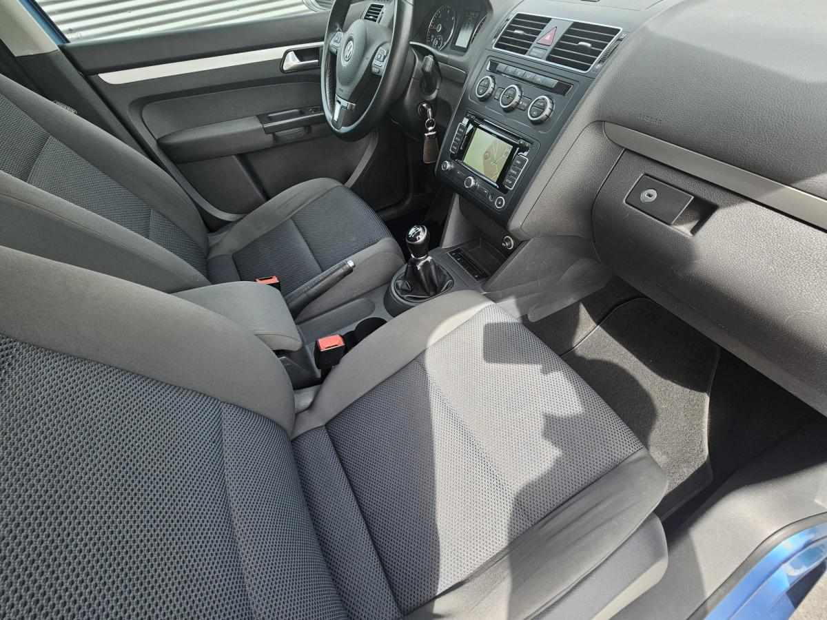 volkswagen-touran-2015-diesel-1598cc