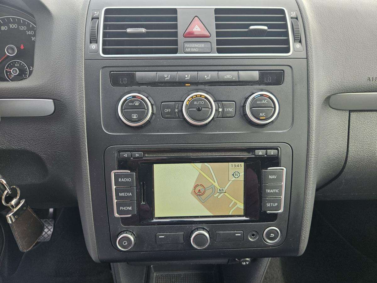 volkswagen-touran-2015-diesel-1598cc
