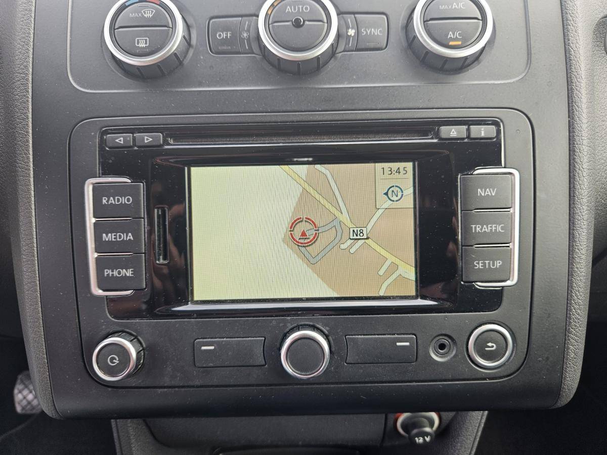 volkswagen-touran-2015-diesel-1598cc