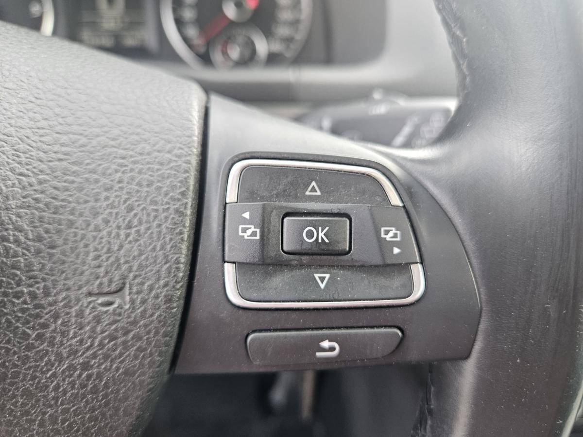 volkswagen-touran-2015-diesel-1598cc
