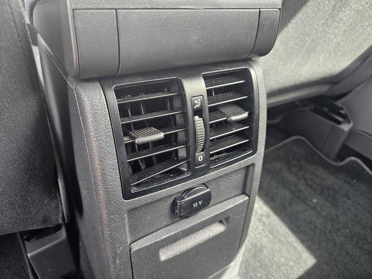 volkswagen-touran-2015-diesel-1598cc