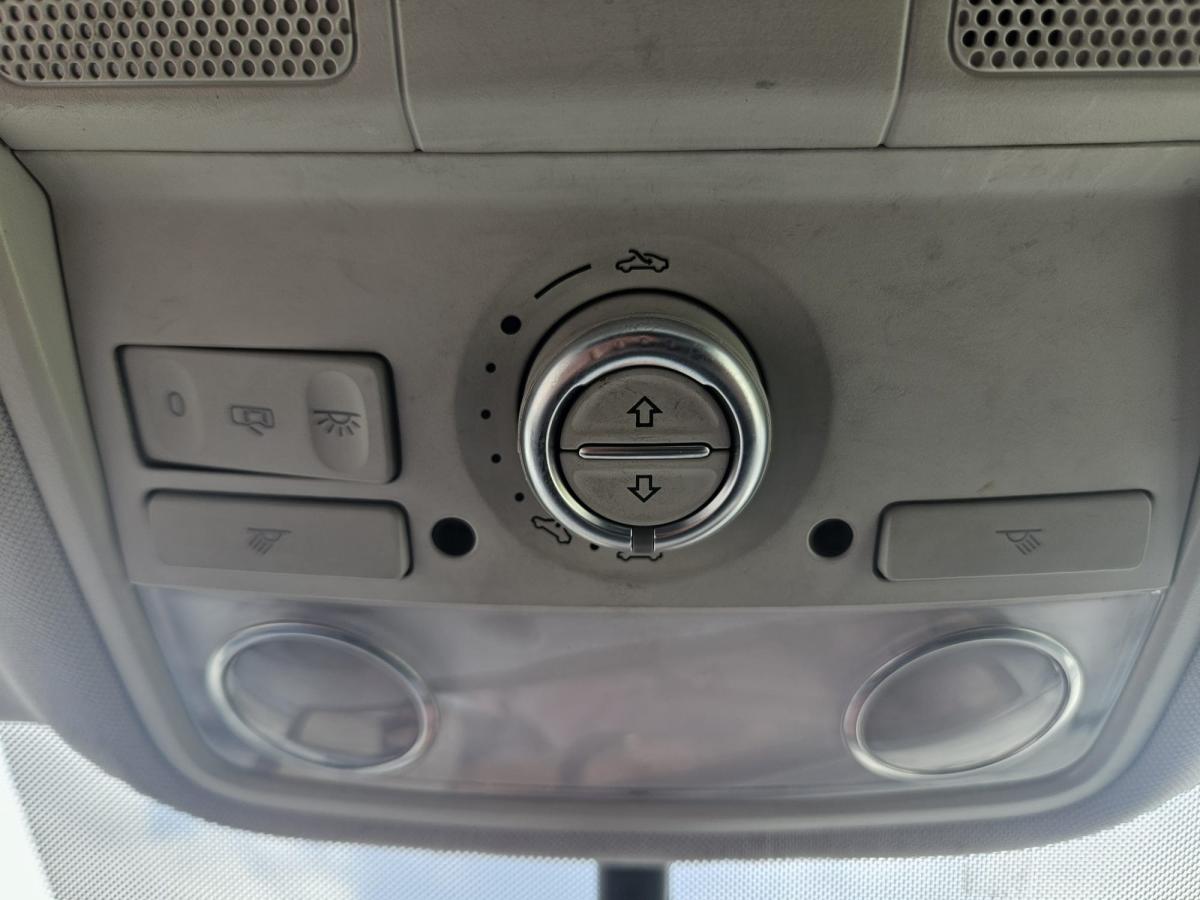 volkswagen-touran-2015-diesel-1598cc