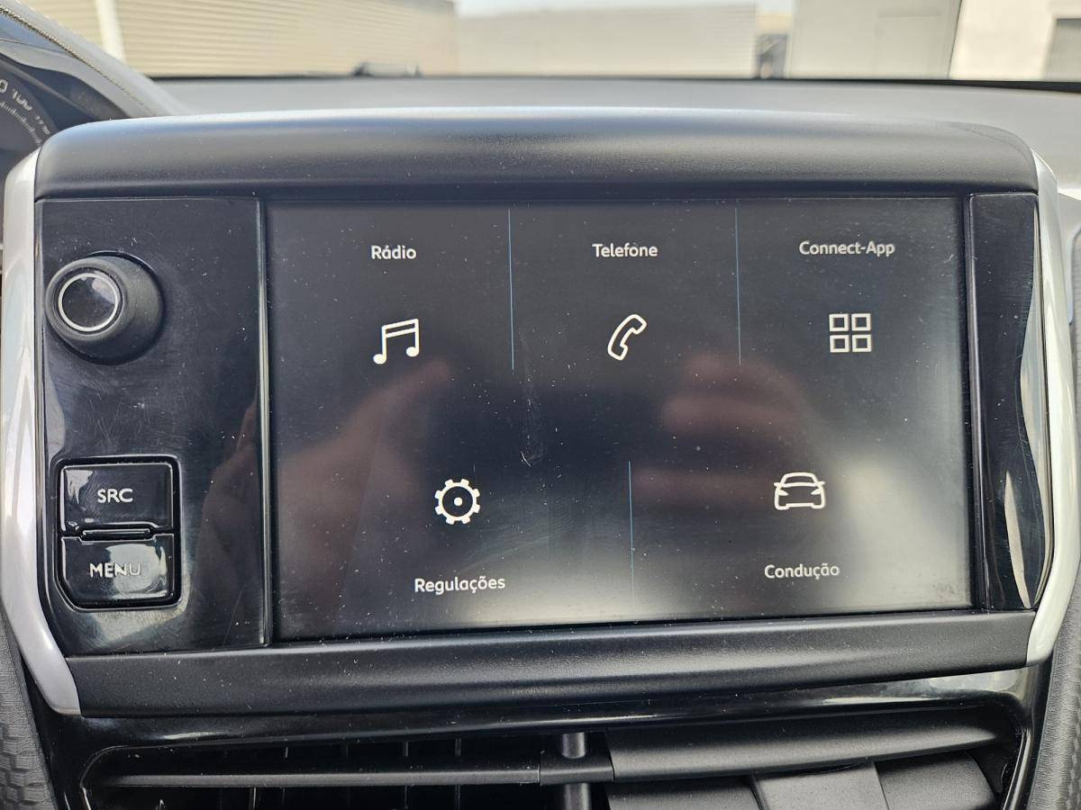 peugeot-2008-2019-gasolina-1199cc