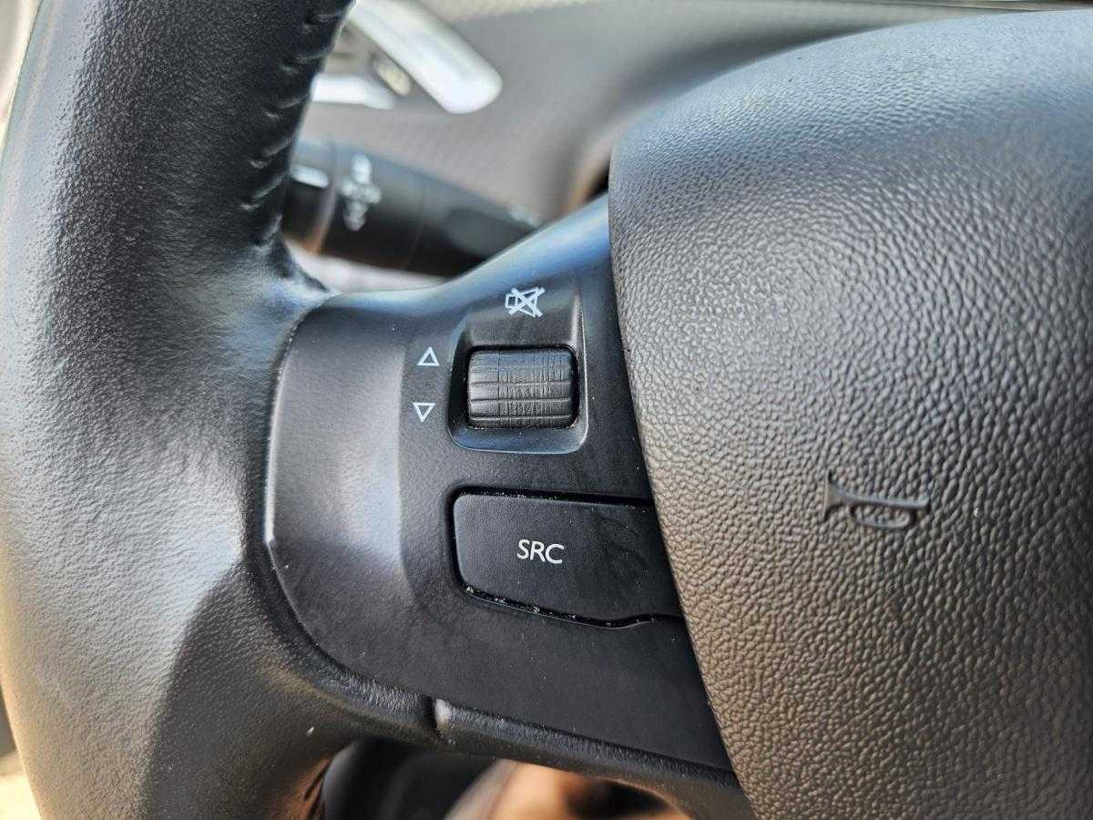 peugeot-2008-2019-gasolina-1199cc