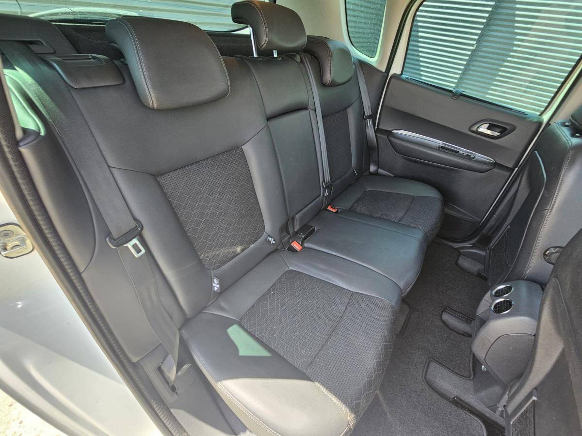 peugeot-3008-2015-diesel-1560cc