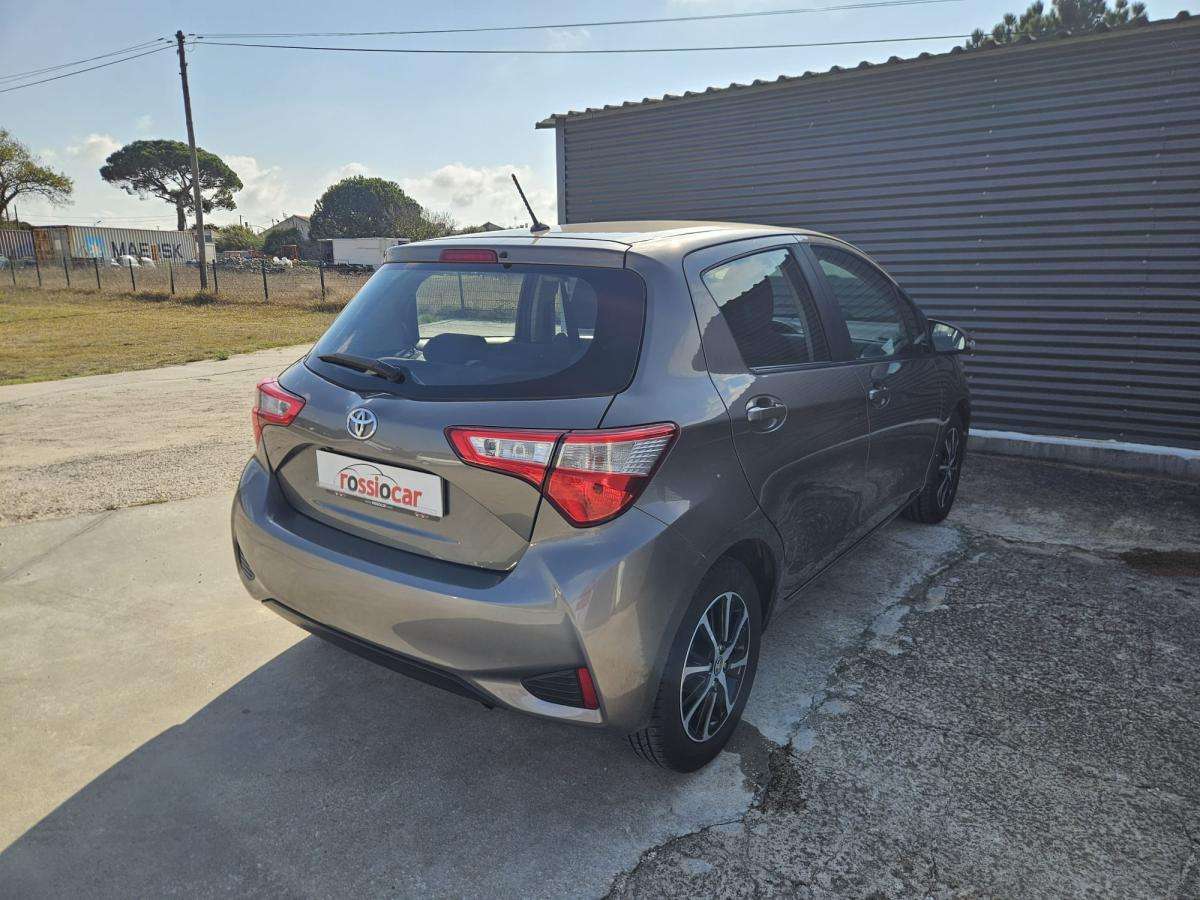 toyota-yaris-2019-gasolina-998cc