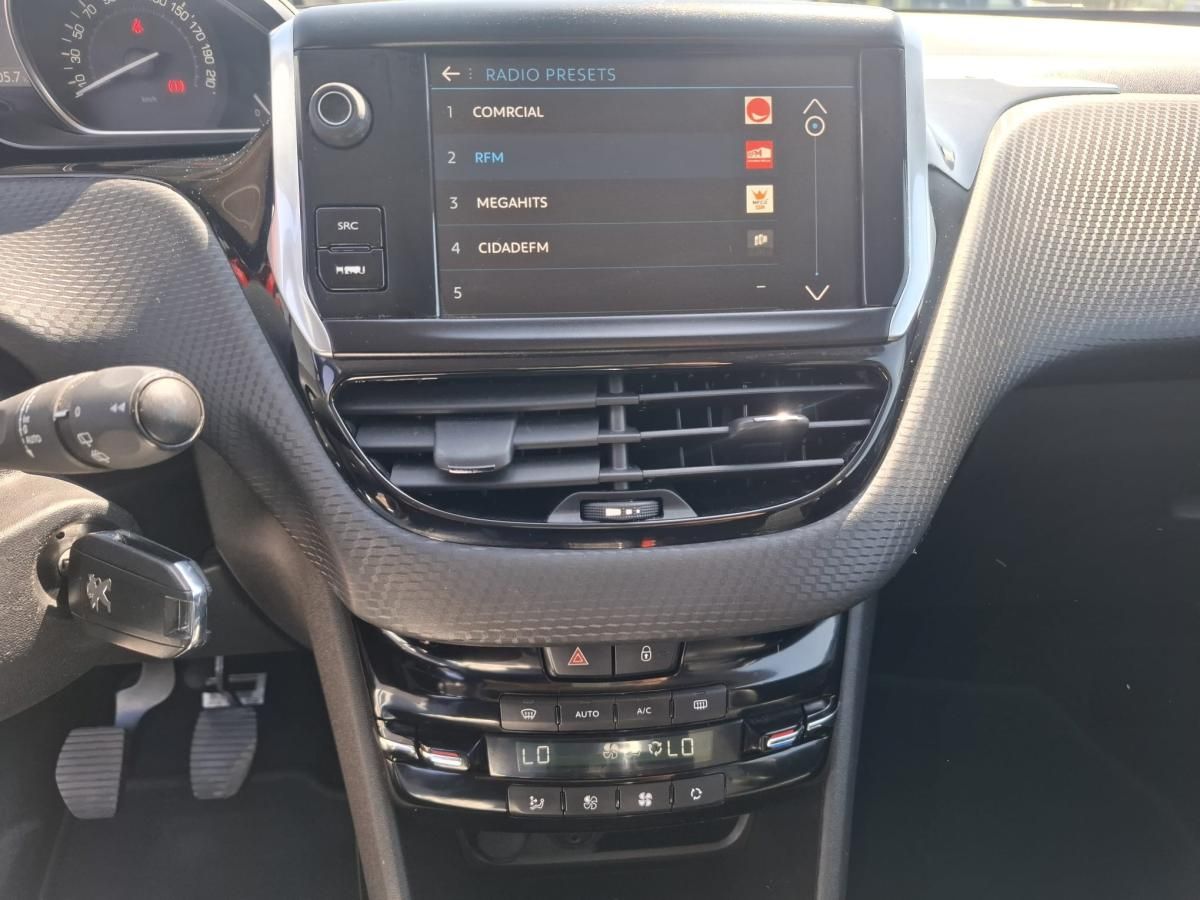 peugeot-2008-2018-diesel-1560cc
