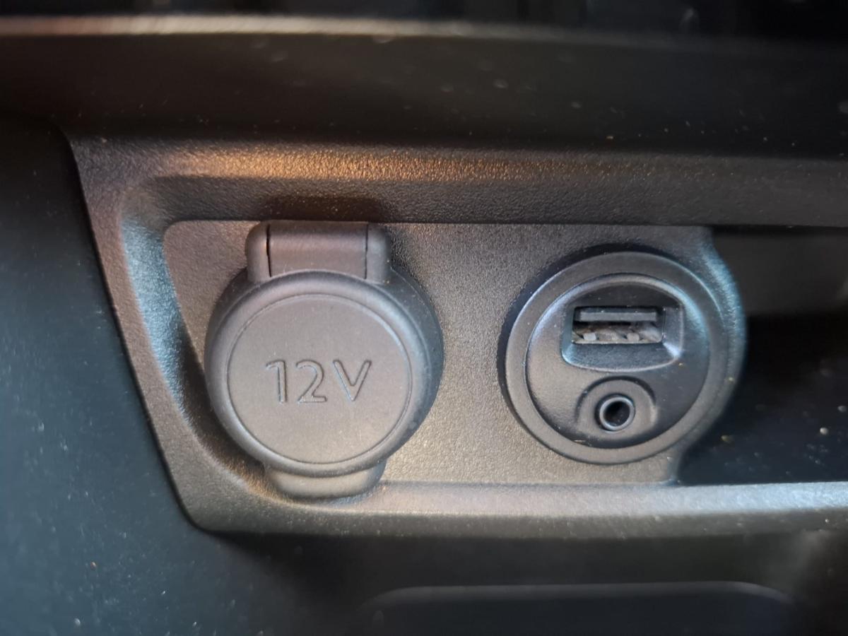 peugeot-2008-2018-diesel-1560cc