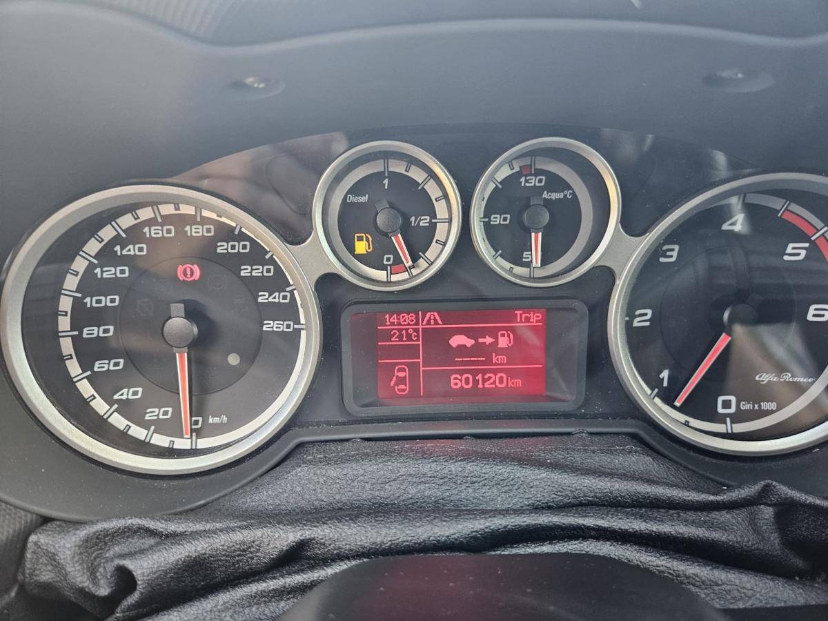 alfa-romeo-mito-2015-diesel-1248cc