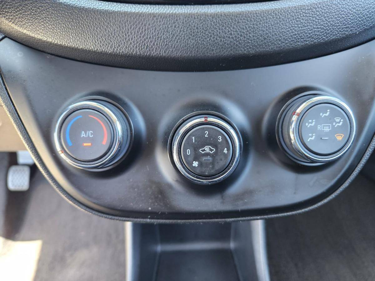 opel-karl-2015-gasolina-999cc