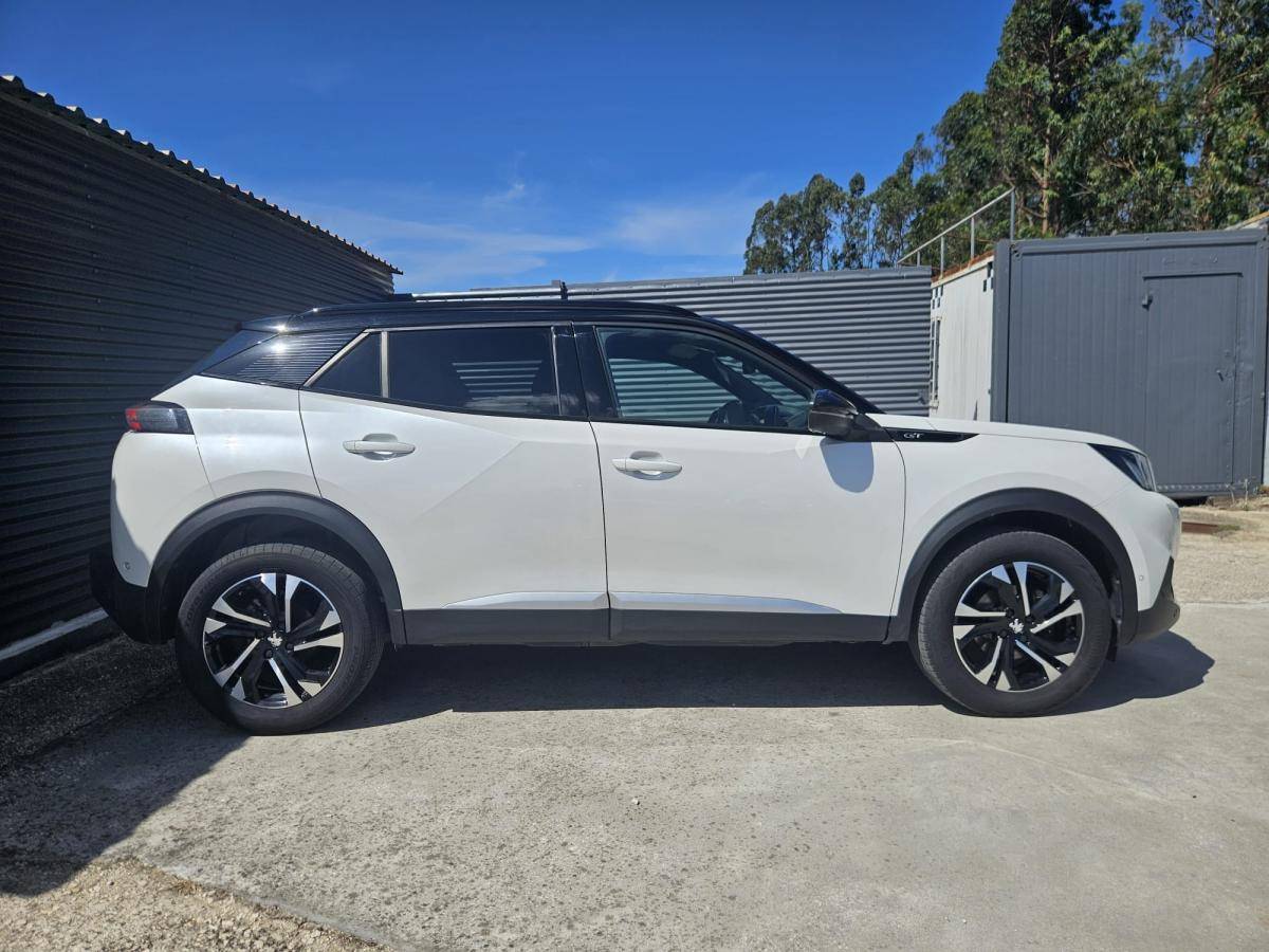 peugeot-2008-2022-gasolina-1199cc
