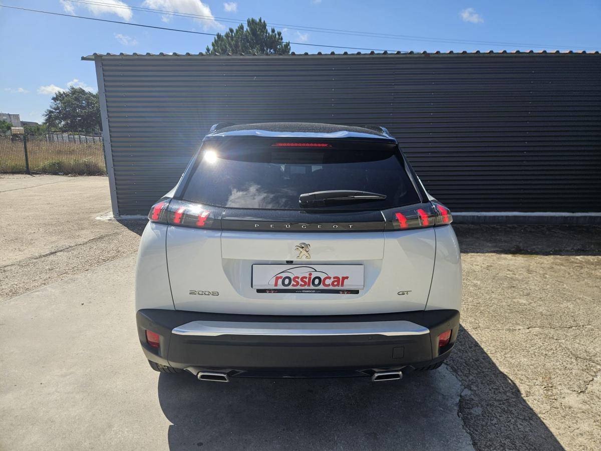 peugeot-2008-2022-gasolina-1199cc