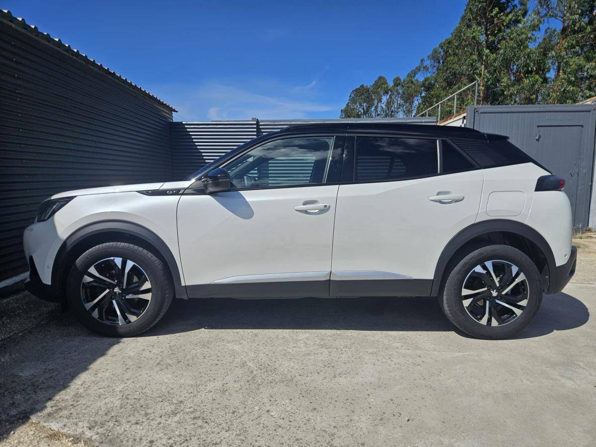 peugeot-2008-2022-gasolina-1199cc