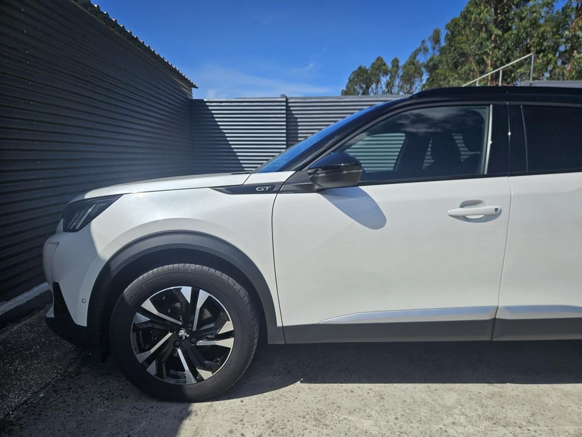peugeot-2008-2022-gasolina-1199cc